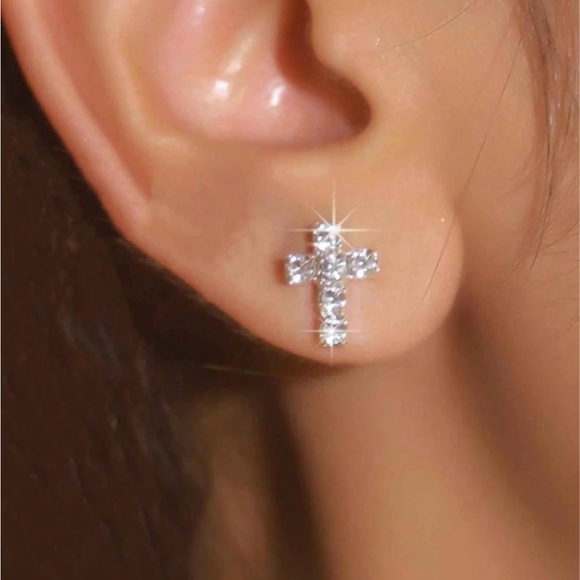 Elegant Silver Cross Earrings - Picture 2 of 5